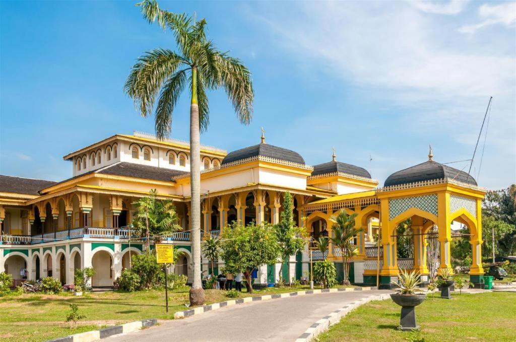 Hotel Grandhika Setiabudi Medan Zewnętrze zdjęcie
